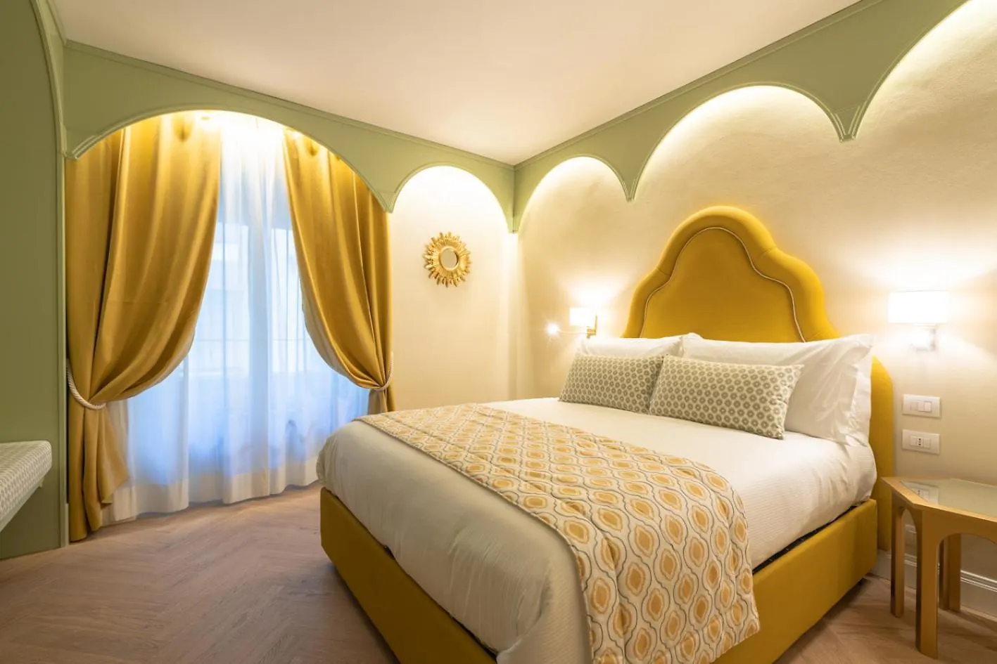 Dimora Del Mercante - Luxury Rooms Florence 0*,  Italy