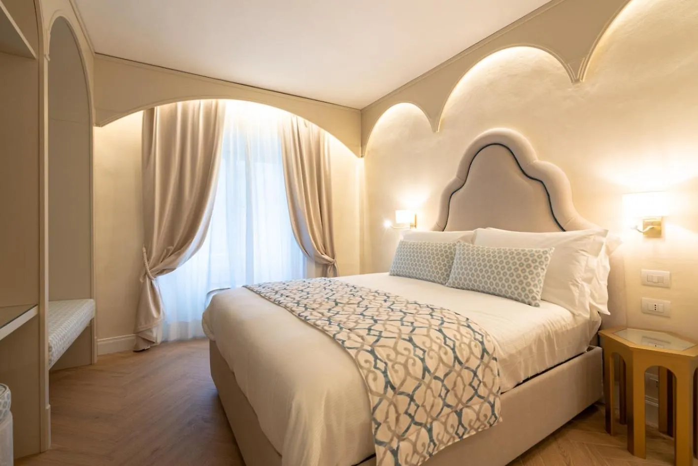 Dimora Del Mercante - Luxury Rooms Florence 0*,