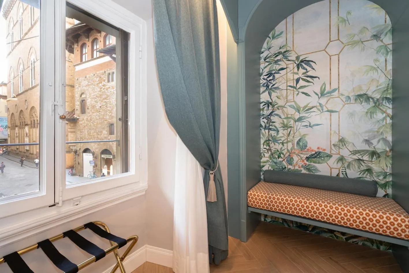Dimora Del Mercante - Luxury Rooms Florence 0*,  Italy
