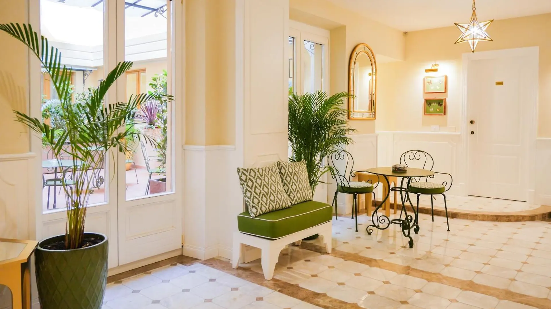 Dimora Del Mercante - Luxury Rooms Florence 0*,  Italie